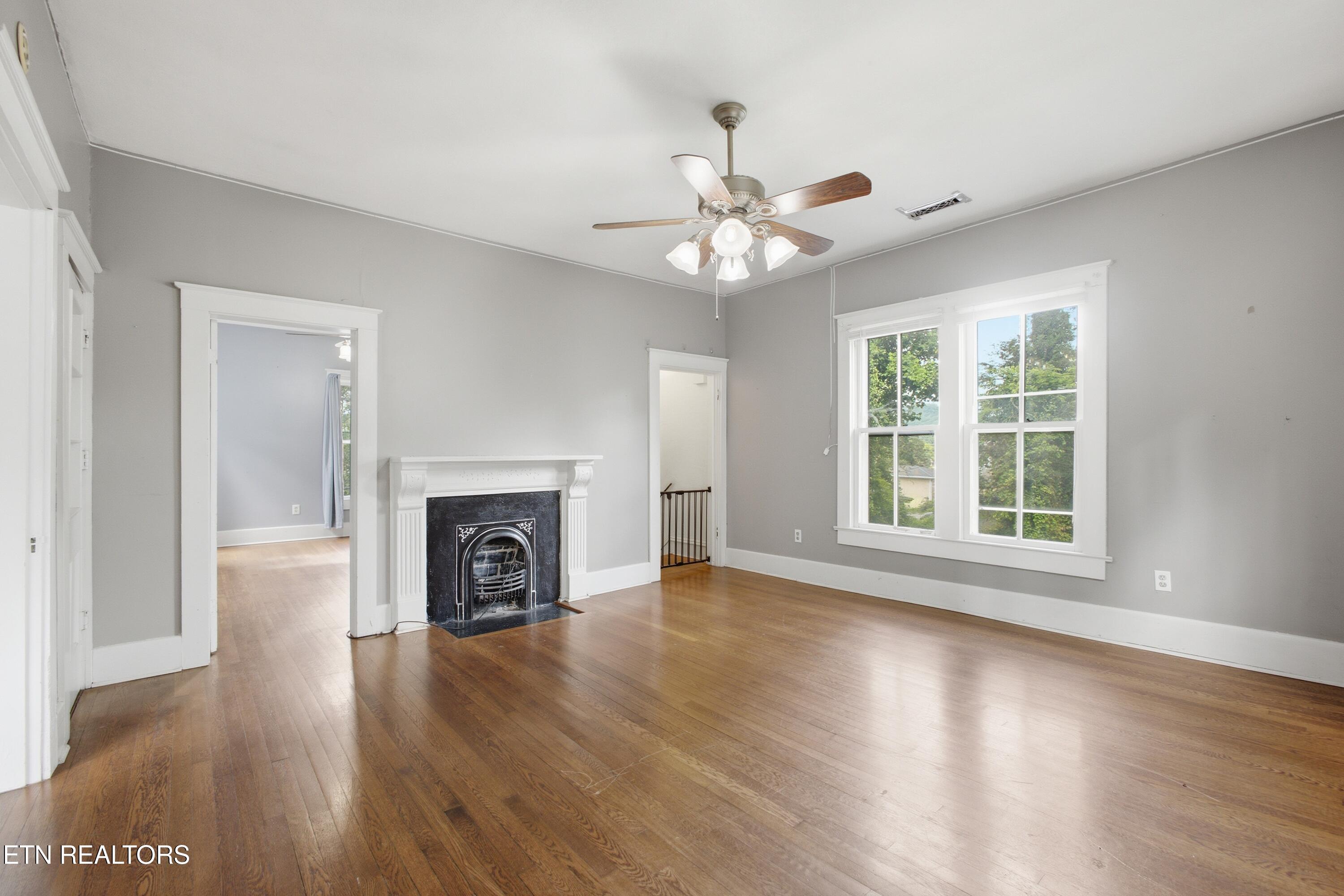 421 Cumberland Street Harriman, TN 37748 - Photo 17 of 42 SPOT5705