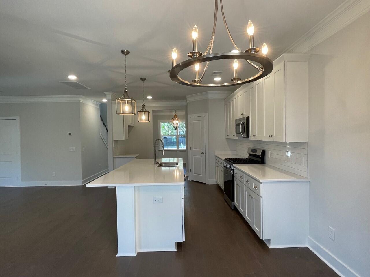 550 Fleming Road Charleston, SC 29412 - Photo 7 of 20 Kitchen