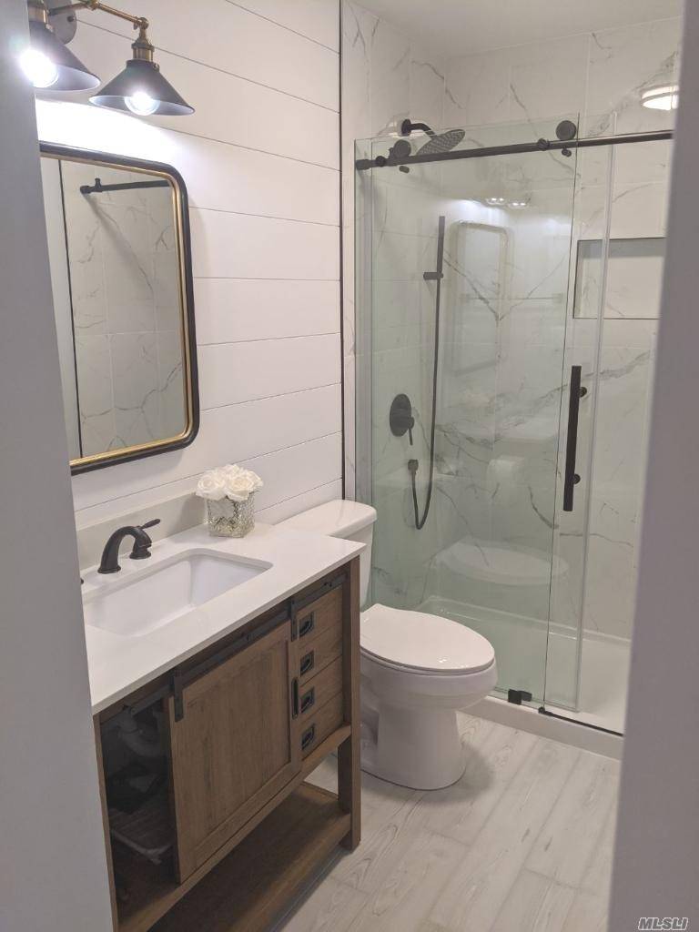 166 Ventry Court, Unit D Ridge, NY 11961 - Photo 9 of 13