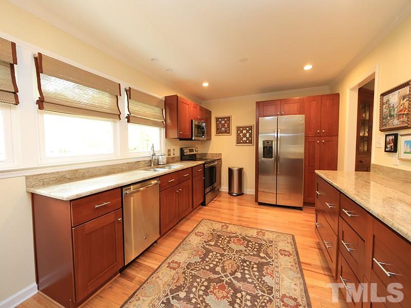 1105 Alcott Court Raleigh, NC 27609 - Photo 2 of 17 Gallery Image 2