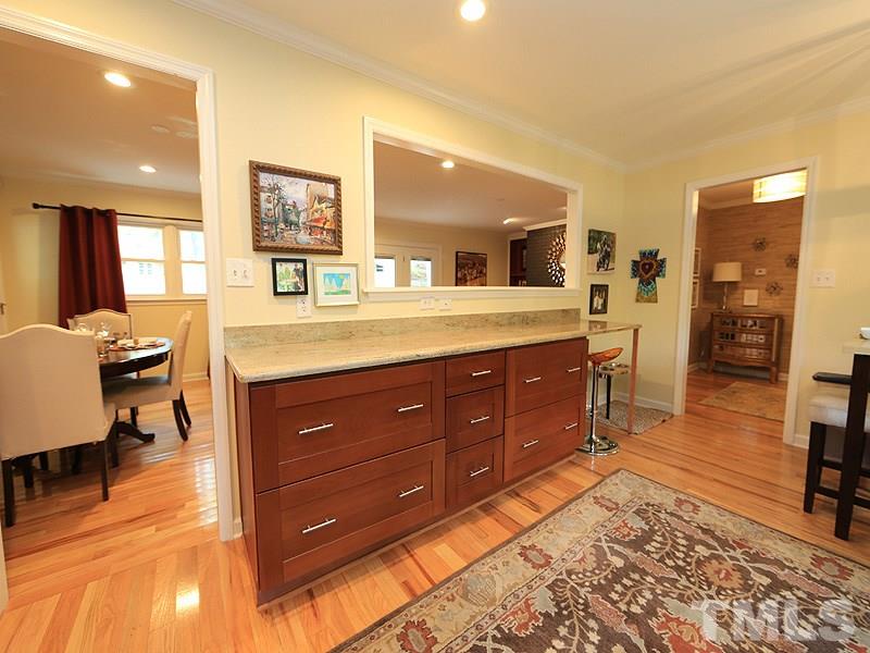 1105 Alcott Court Raleigh, NC 27609 - Photo 3 of 17 Gallery Image 3