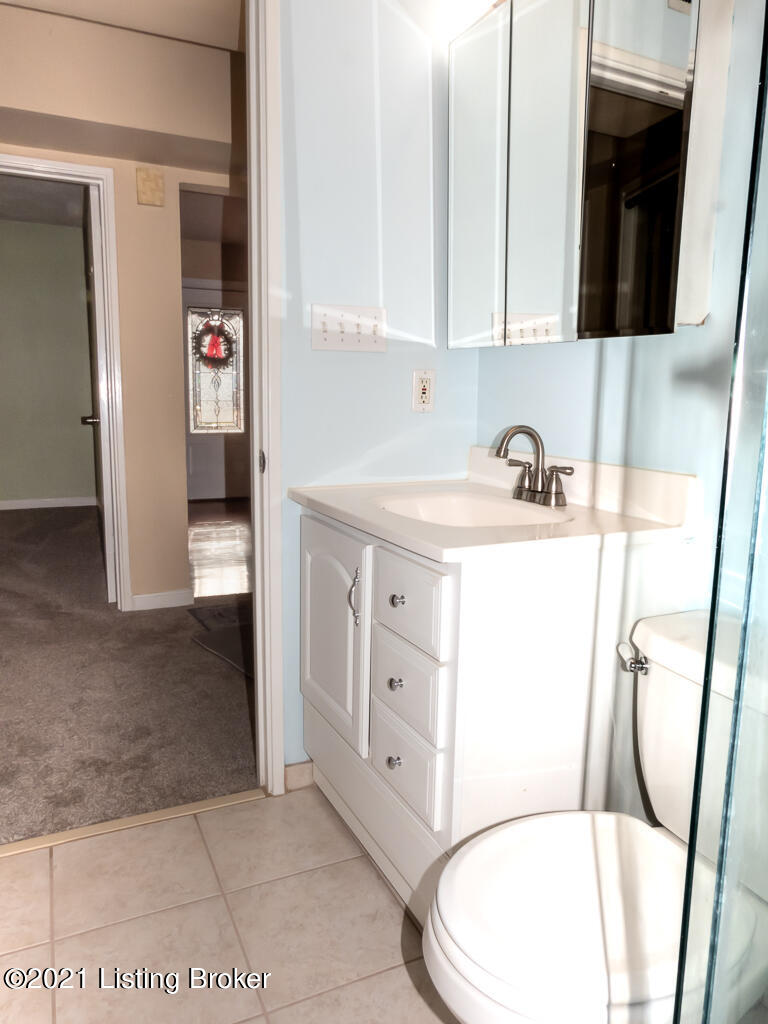 2641 Alanmede Road Louisville, KY 40205 - Photo 25 of 37 2641 Alanmeade-29