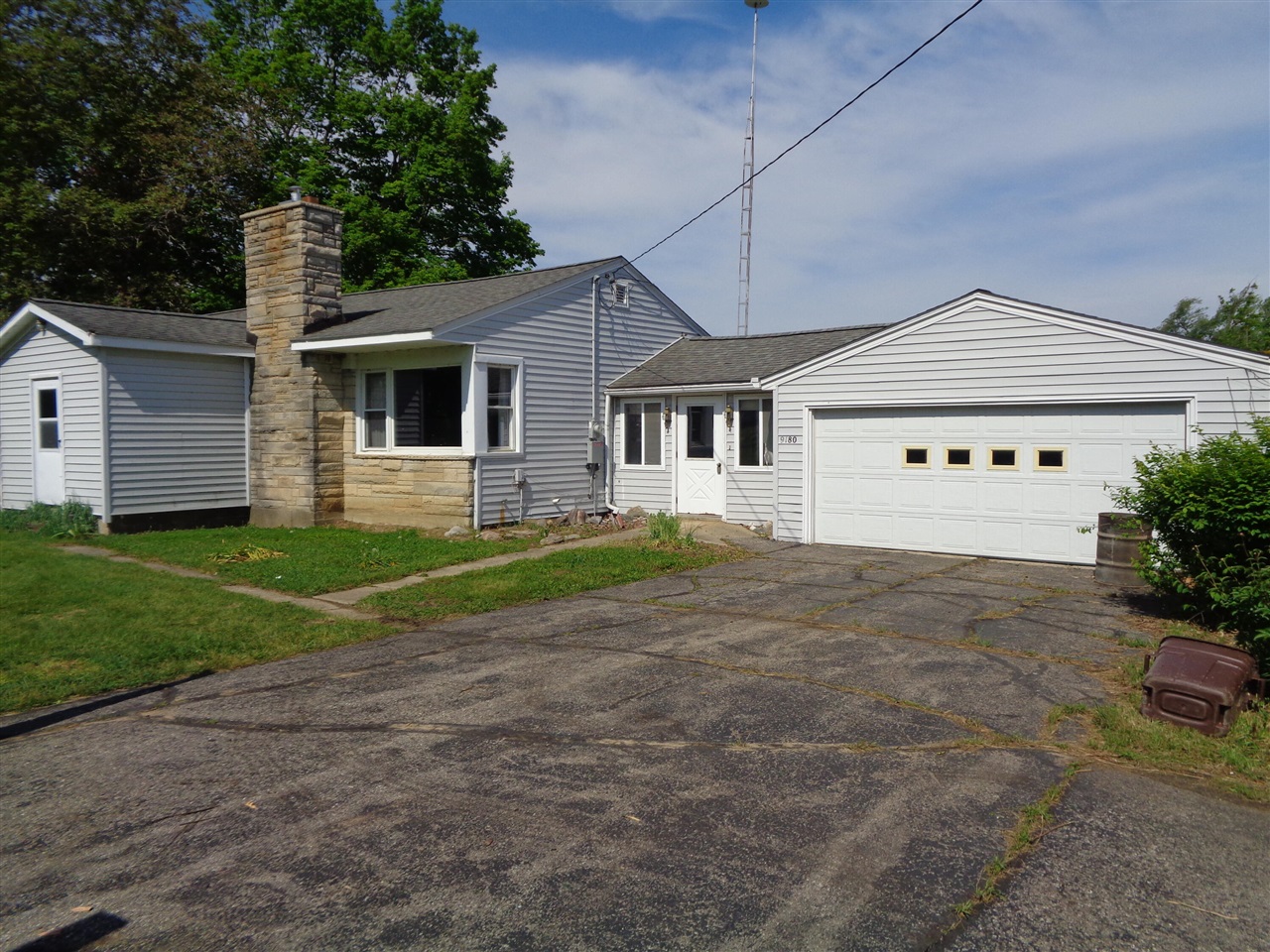 9180 Arkansaw Road Allen, MI 49227 - Photo 4 of 34