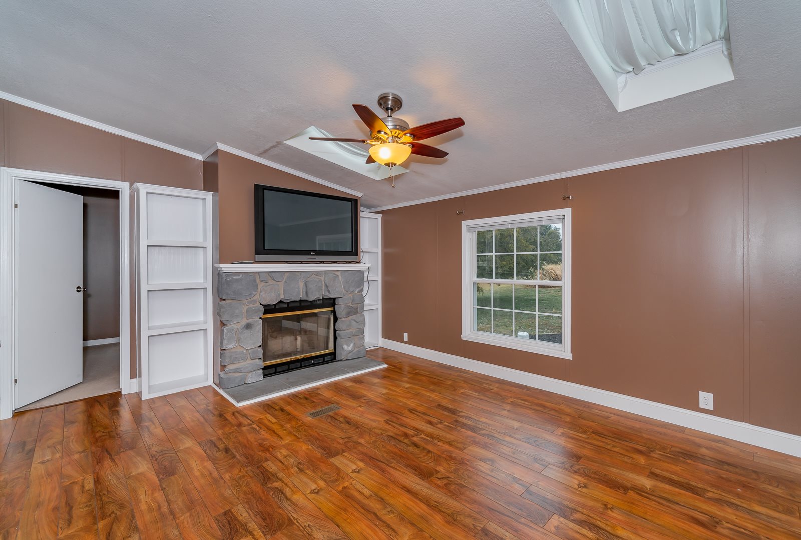510 Dunlevy Road Charlestown, IN 47111 - Photo 12 of 33 Gallery Image 12