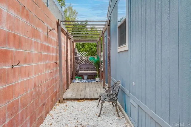 $333,333 | 120 Brookside Lane, Oceanside, CA 92056