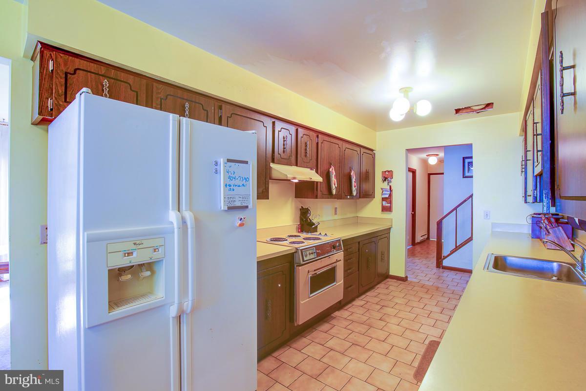 2636 Coon Club Road Westminster, MD 21157 - Photo 15 of 29 Kitchen