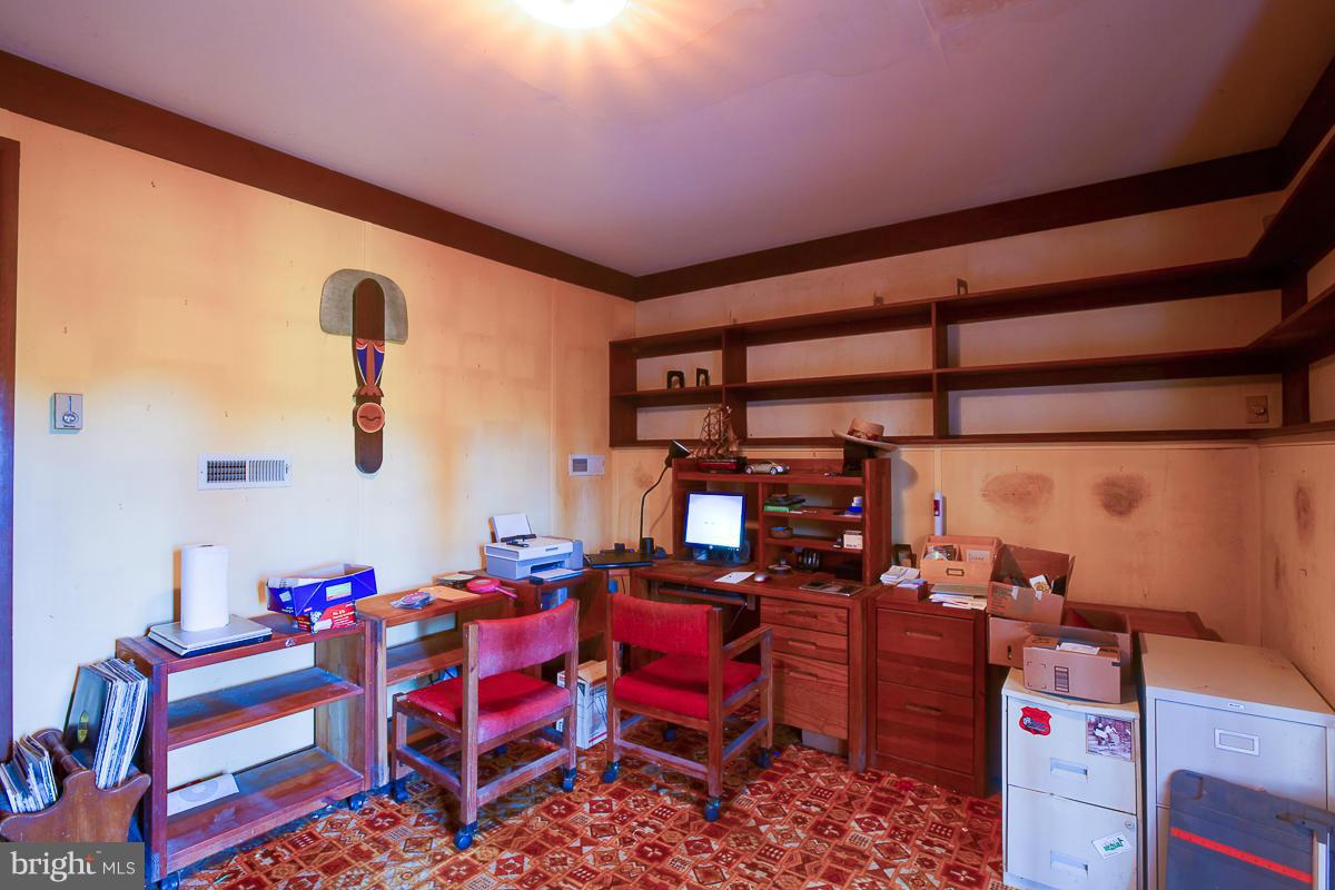 2636 Coon Club Road Westminster, MD 21157 - Photo 10 of 29 Interior (General)