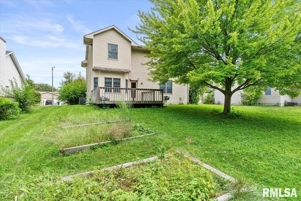 2201 Checkerberry Lane Springfield, IL 62711 - Photo 37 of 44 Gallery Image 37