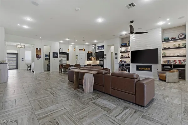 $1,745,000 | 1211 Lake Heights Court, Henderson, NV 89002