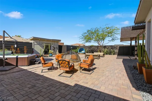 $1,745,000 | 1211 Lake Heights Court, Henderson, NV 89002