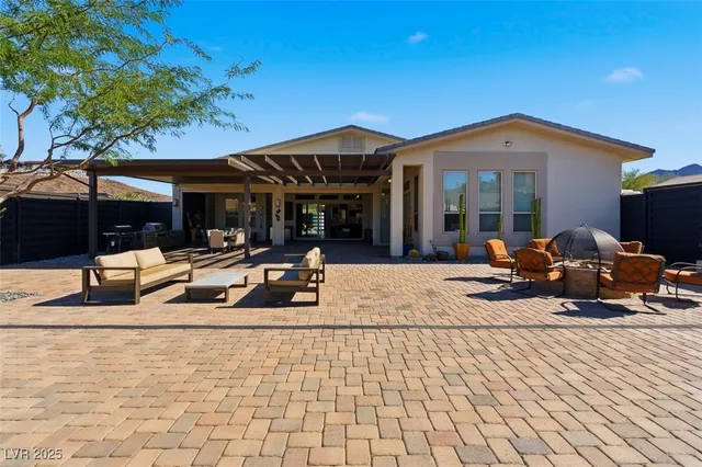$1,795,000 | 1211 Lake Heights Court, Henderson, NV 89002
