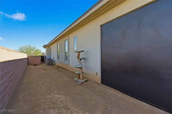 $1,745,000 | 1211 Lake Heights Court, Henderson, NV 89002