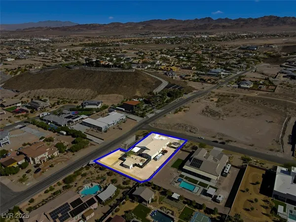 $1,745,000 | 1211 Lake Heights Court, Henderson, NV 89002