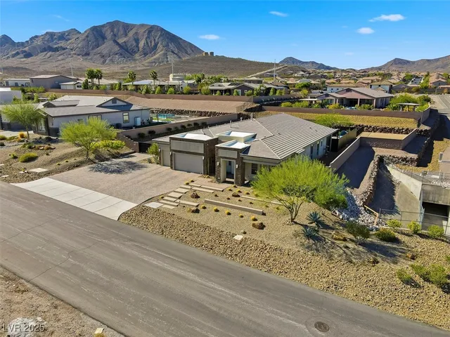 $1,795,000 | 1211 Lake Heights Court, Henderson, NV 89002