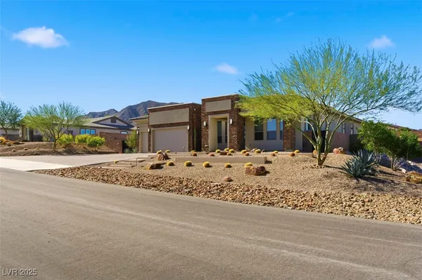 $1,745,000 | 1211 Lake Heights Court, Henderson, NV 89002