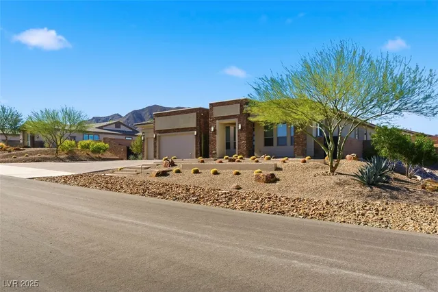 $1,795,000 | 1211 Lake Heights Court, Henderson, NV 89002