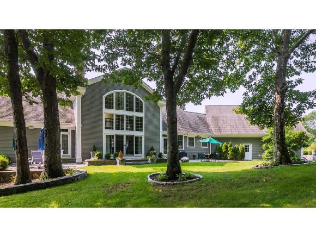 180 Odiorne Point Road Portsmouth, NH 03801 - Photo 6 of 31