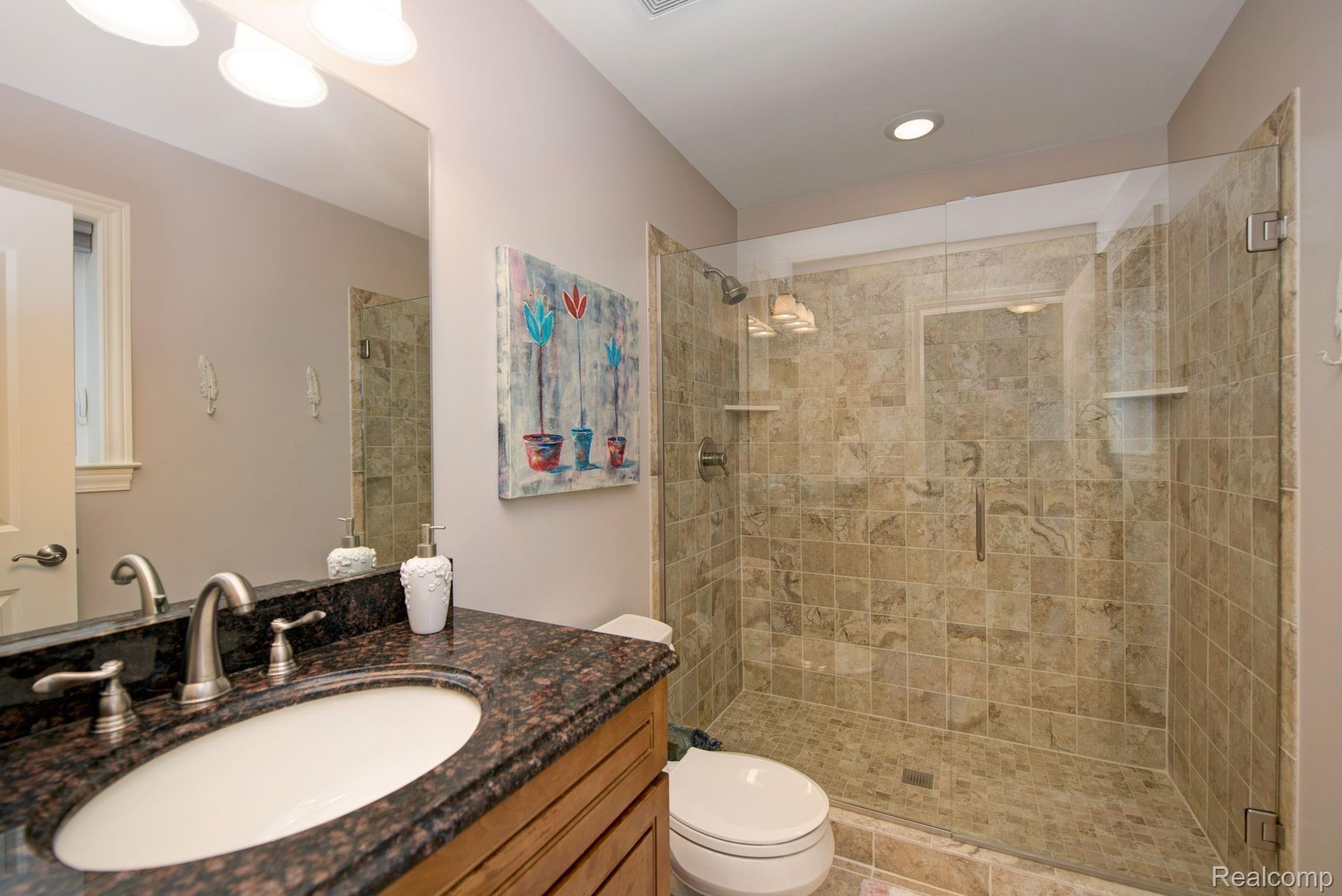 4107 Inverrary Court Commerce Township, MI 48382 - Photo 23 of 42 DSC_2239_41_42.jpg