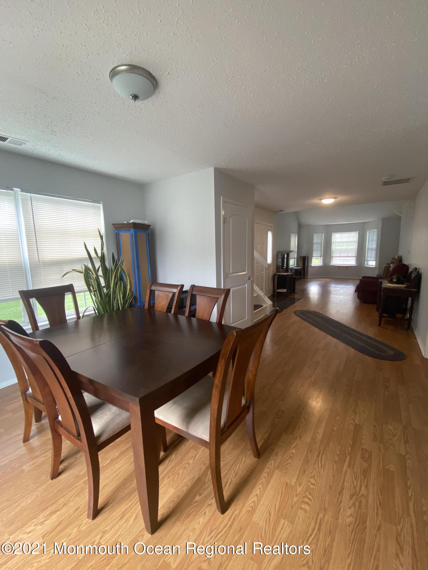 304 Pegasus Road, Unit 304 Piscataway, NJ 08854 - Photo 11 of 28 IMG_2737