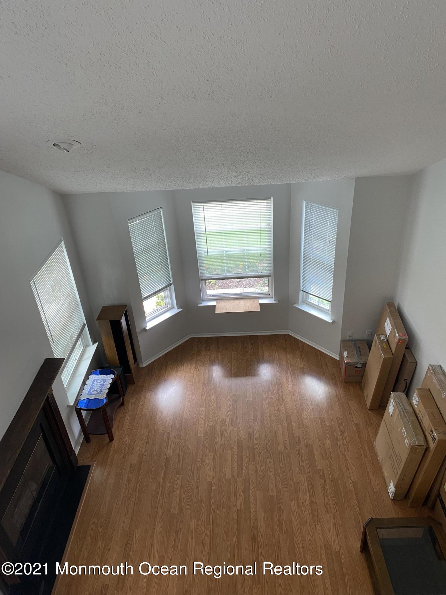 304 Pegasus Road, Unit 304 Piscataway, NJ 08854 - Photo 8 of 28 IMG_2734