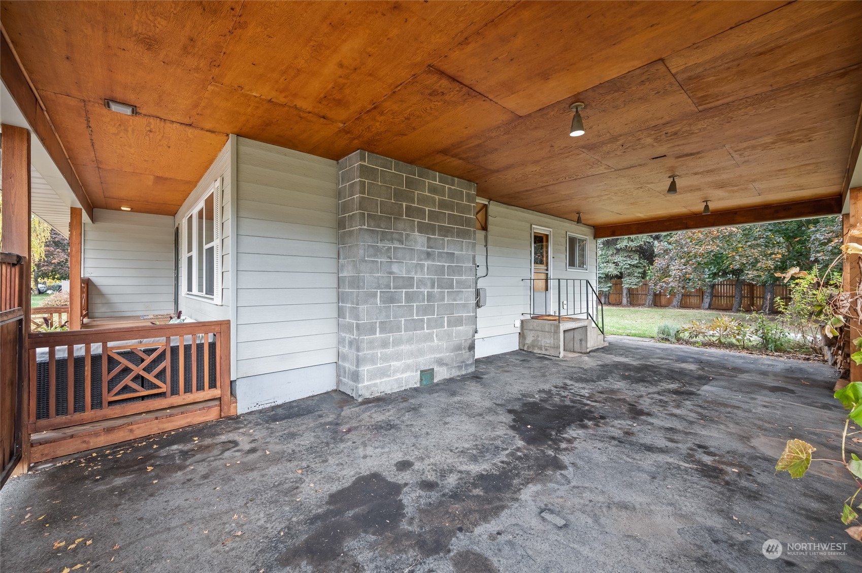 8251 Riverview Road Peshastin, WA 98847 - Photo 13 of 19 a view of outdoor space and yard