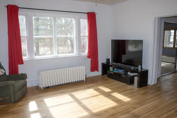 $164,900 | 540 Mowbray Street, Stewart, MN 55385