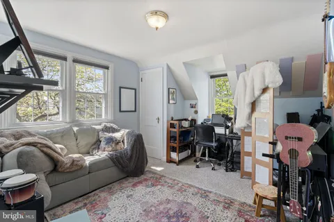 $529,000 | 403 Walnut Hill Lane, Havertown, PA 19083