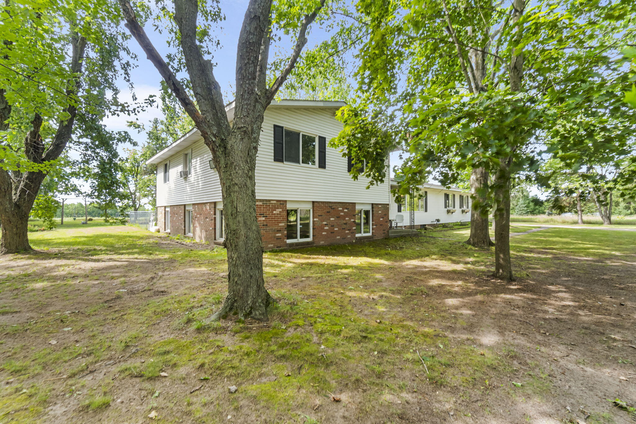 1618 Center Street Cheboygan, MI 49721 - Photo 33 of 47 Yard