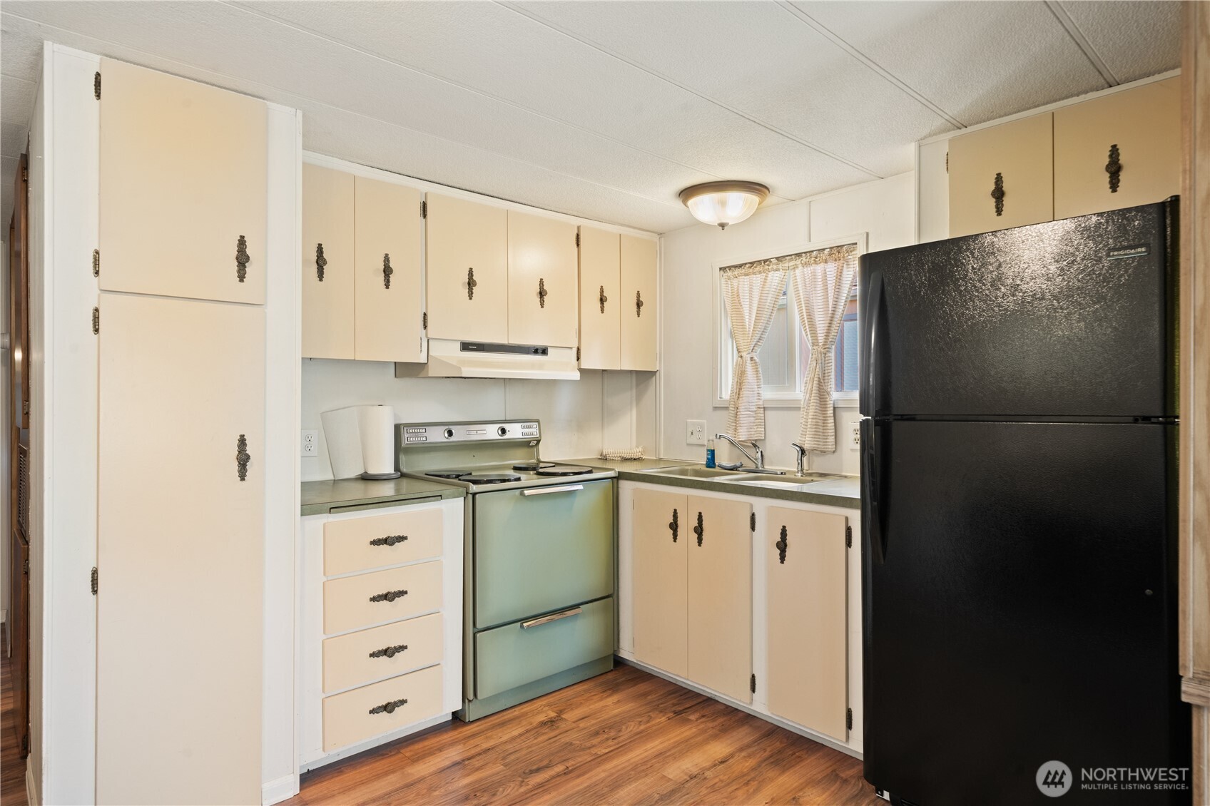 491 Mill Road, Unit 12 Sequim, WA 98382 - Photo 8 of 26 Gallery Image 8