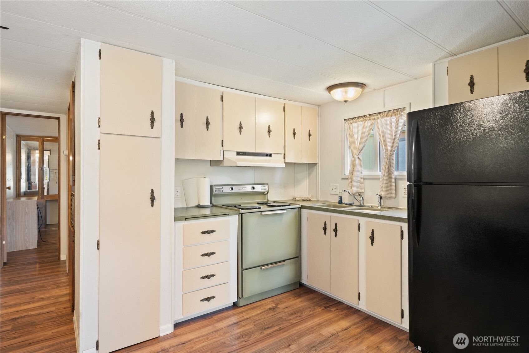 491 Mill Road, Unit 12 Sequim, WA 98382 - Photo 9 of 26 Gallery Image 9