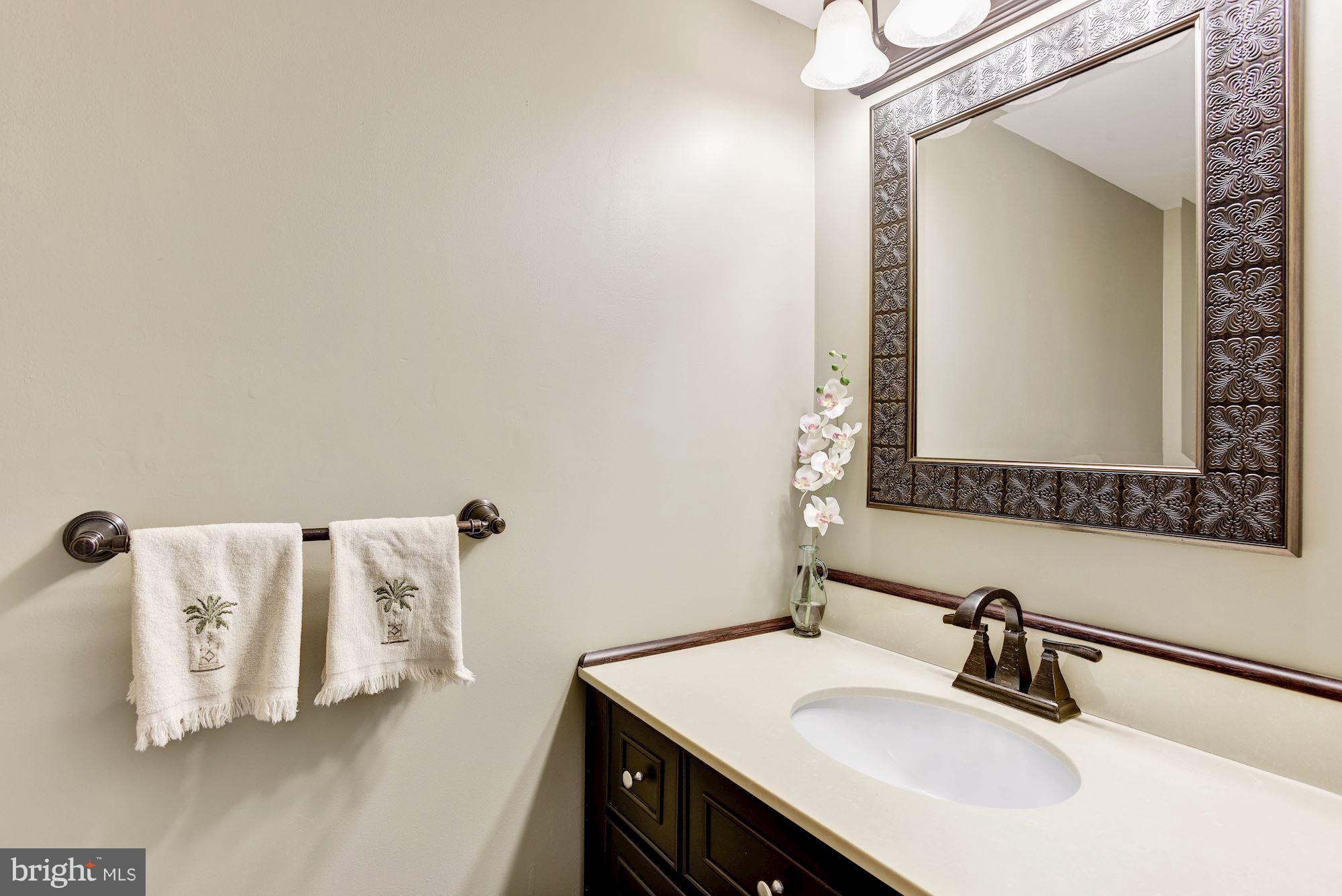 7221 Kindler Road Columbia, MD 21046 - Photo 11 of 23 Powder Room
