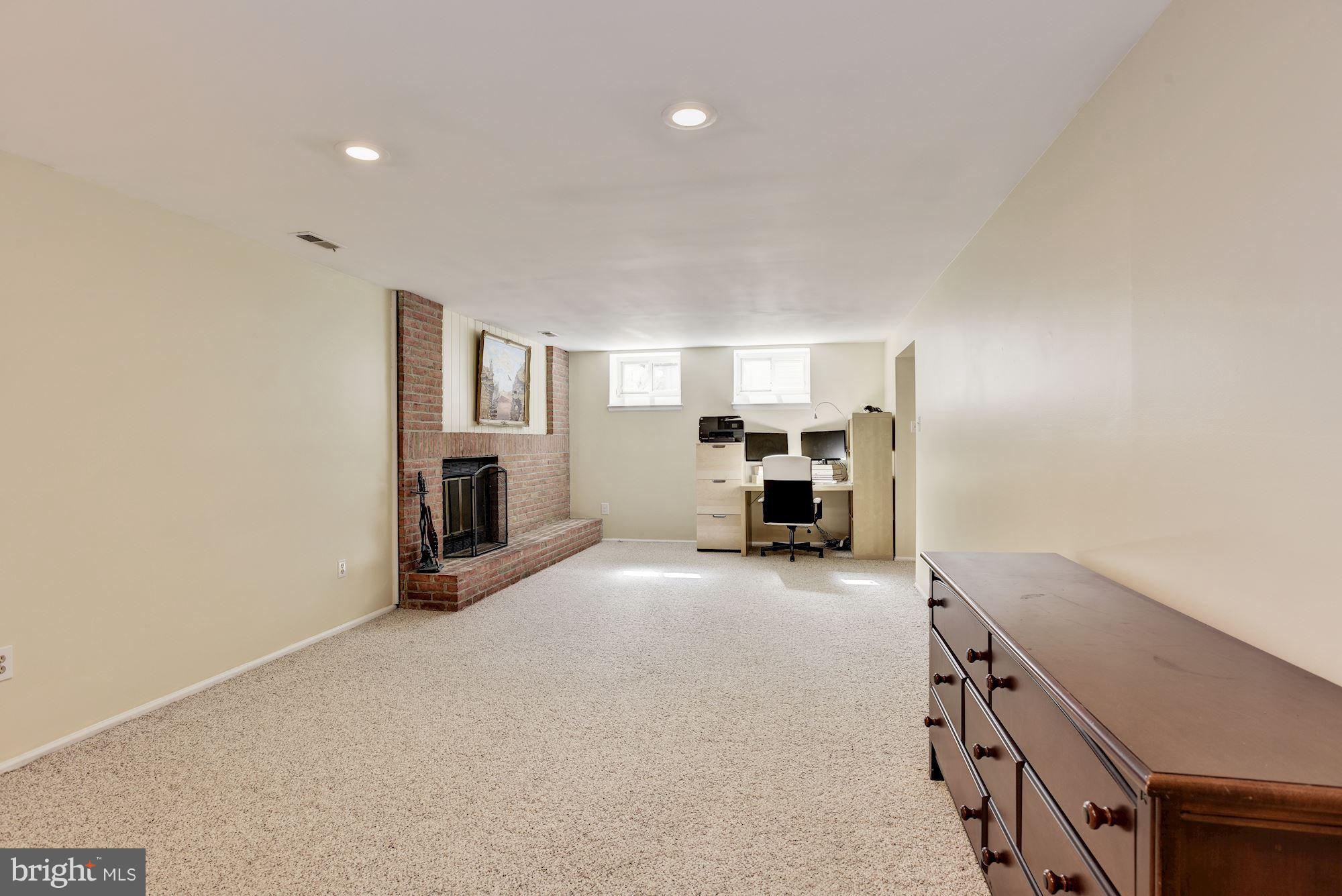7221 Kindler Road Columbia, MD 21046 - Photo 20 of 23 Family Room/ Opt 4th Bedroom