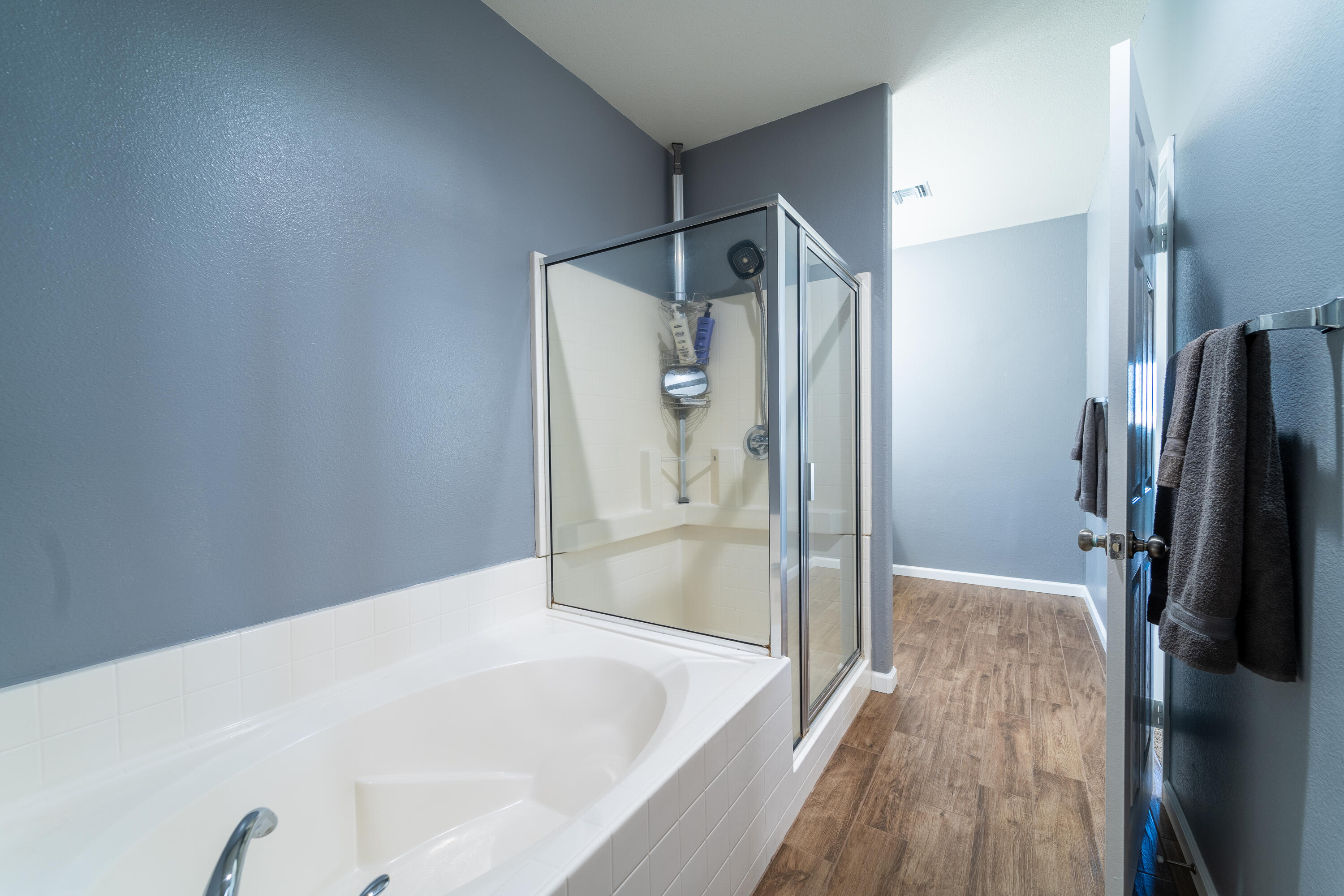 47970 Austin Drive Indio, CA 92201 - Photo 26 of 32 a bathroom with a tub and shower