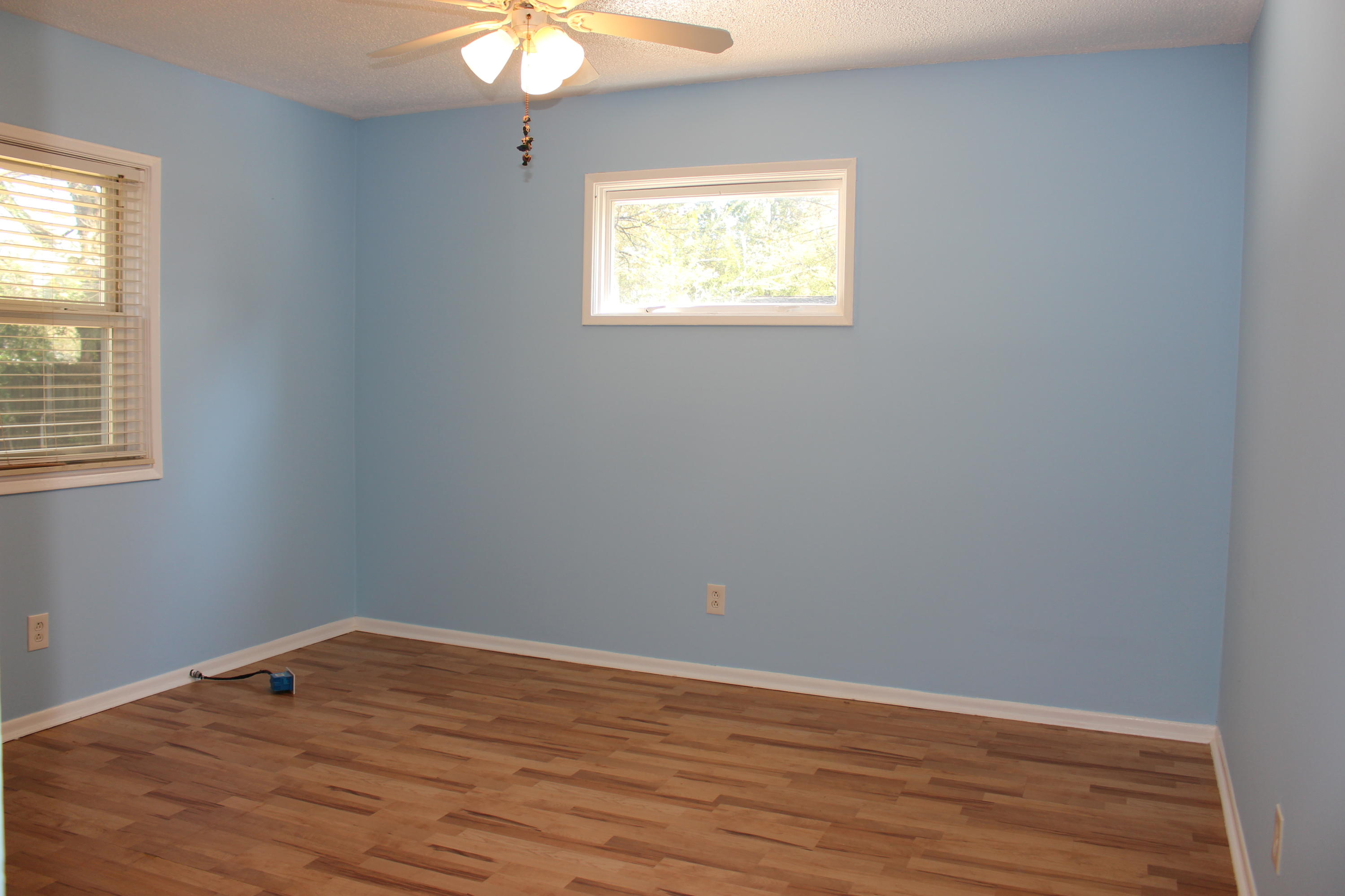 4205 Royalview Road Knoxville, TN 37921 - Photo 13 of 22 IMG_1378