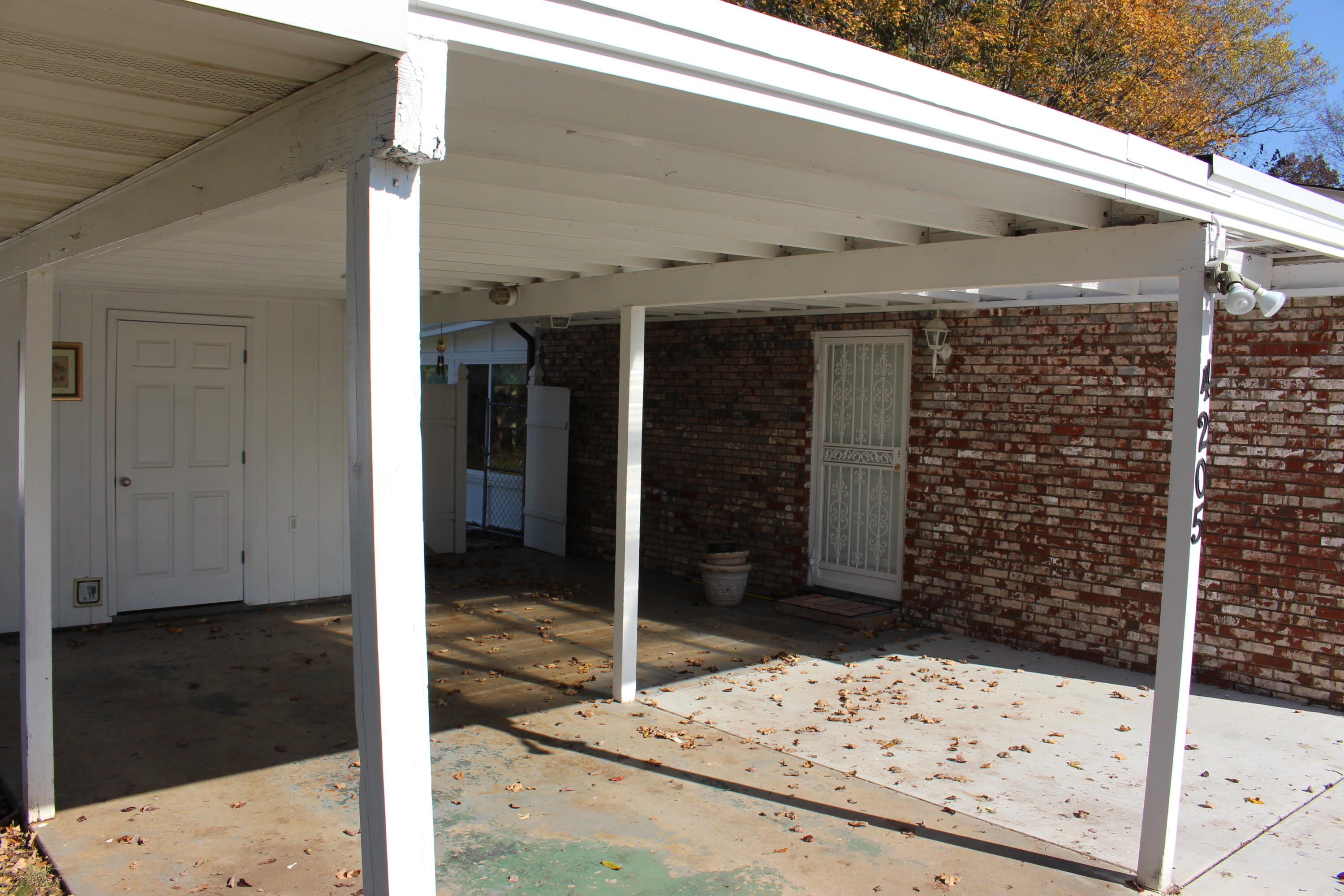 4205 Royalview Road Knoxville, TN 37921 - Photo 4 of 22 IMG_1362