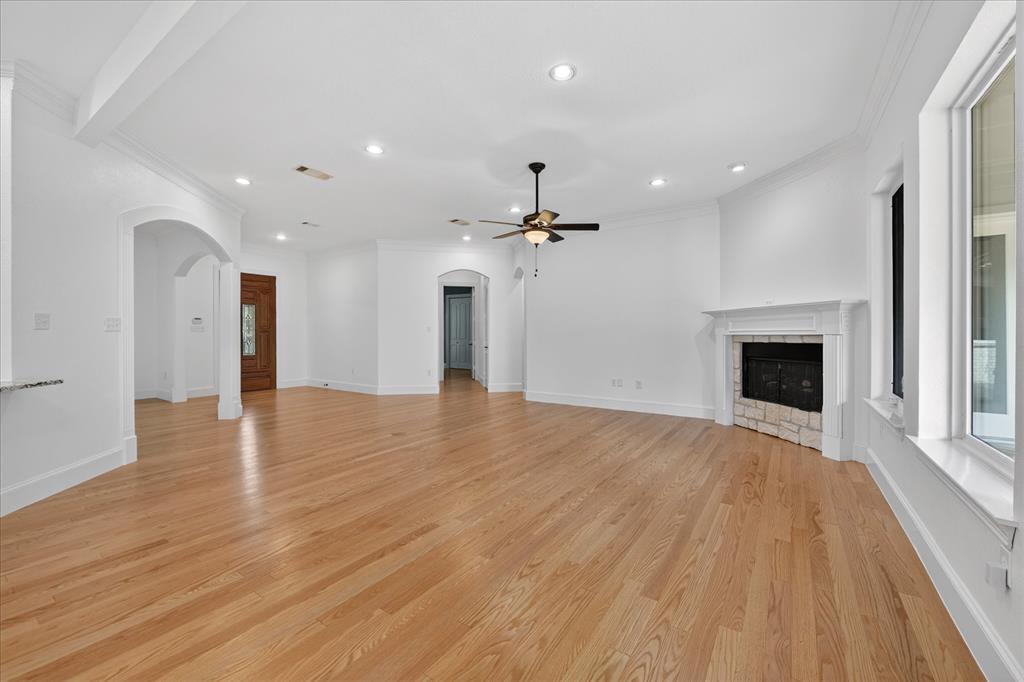8517 Stallion Street Denton, TX 76208 - Photo 10 of 38
