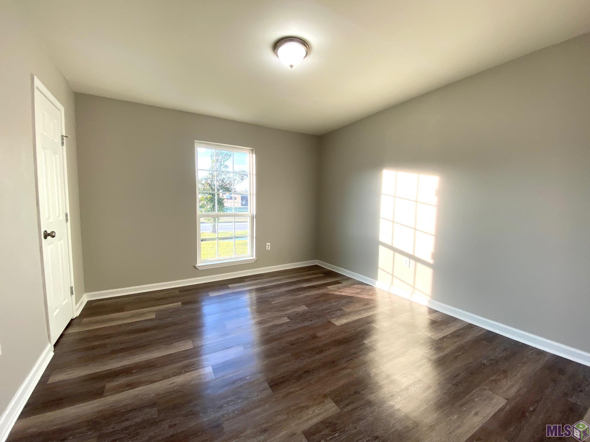 9168 Roundtree Drive Baton Rouge, LA 70818 - Photo 11 of 19 Gallery Image 11