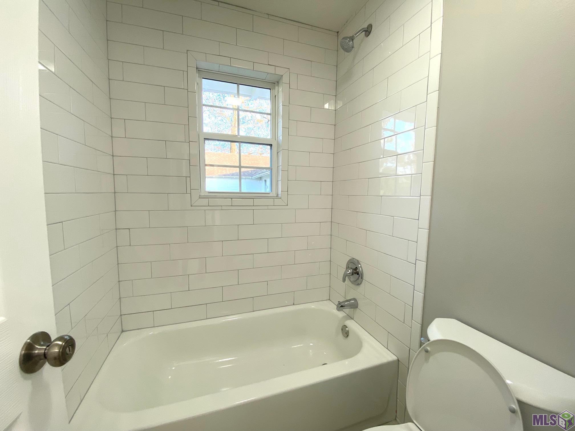 9168 Roundtree Drive Baton Rouge, LA 70818 - Photo 18 of 19 Gallery Image 18