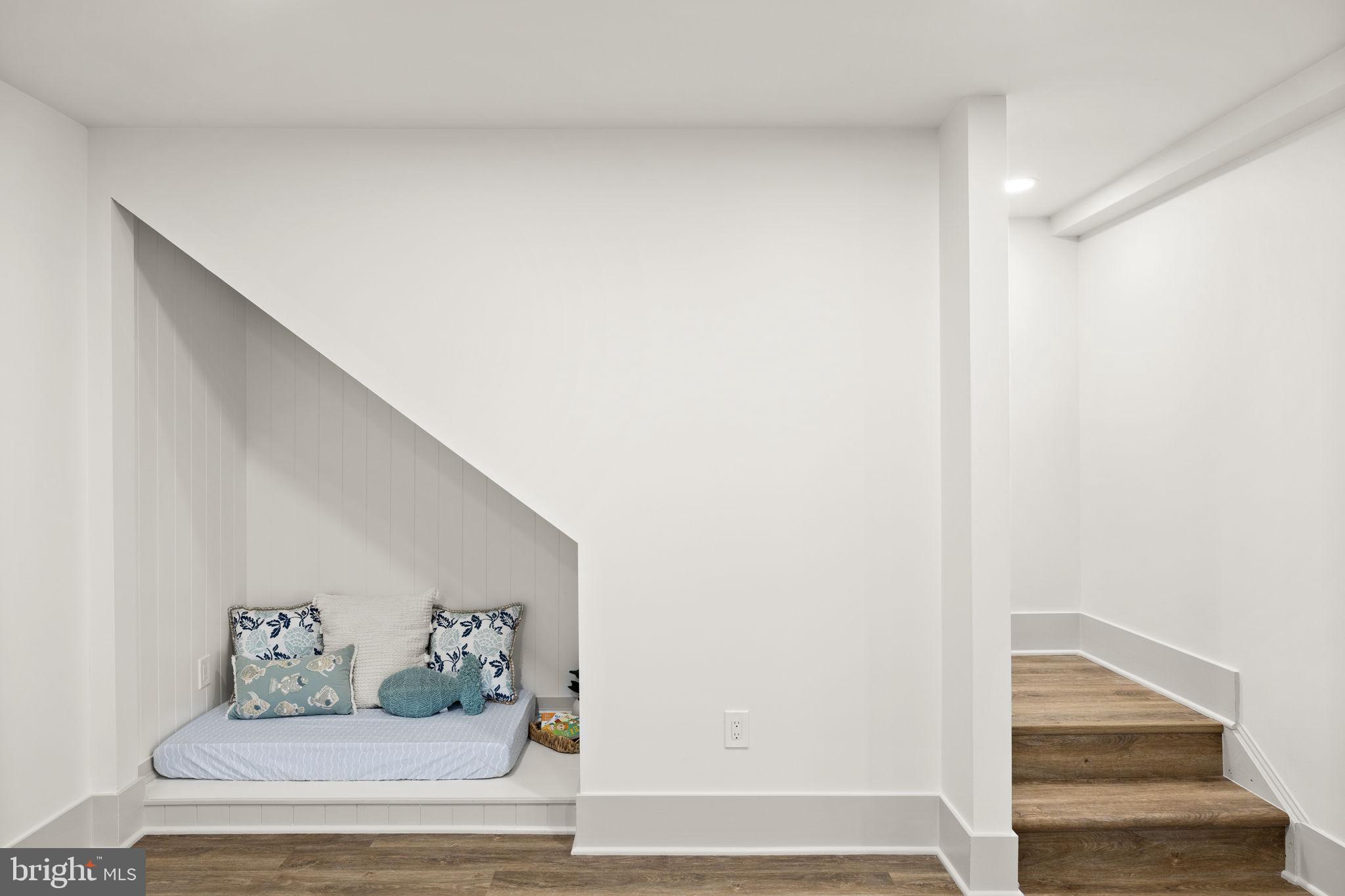 116 Washington Street Locust Grove, VA 22508 - Photo 69 of 130 Cute built-in under the stairs!