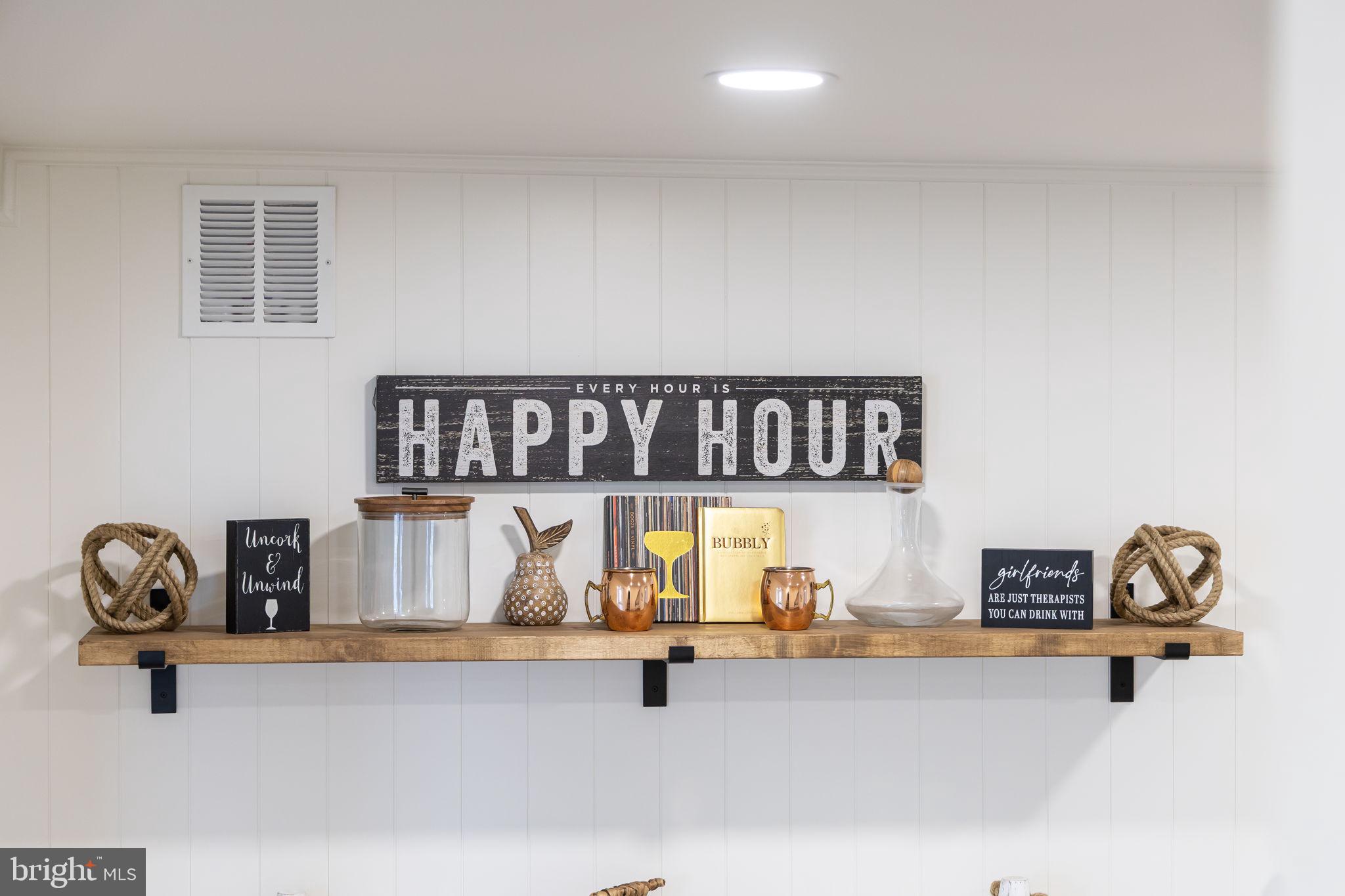 116 Washington Street Locust Grove, VA 22508 - Photo 72 of 130 a bedroom with a bed