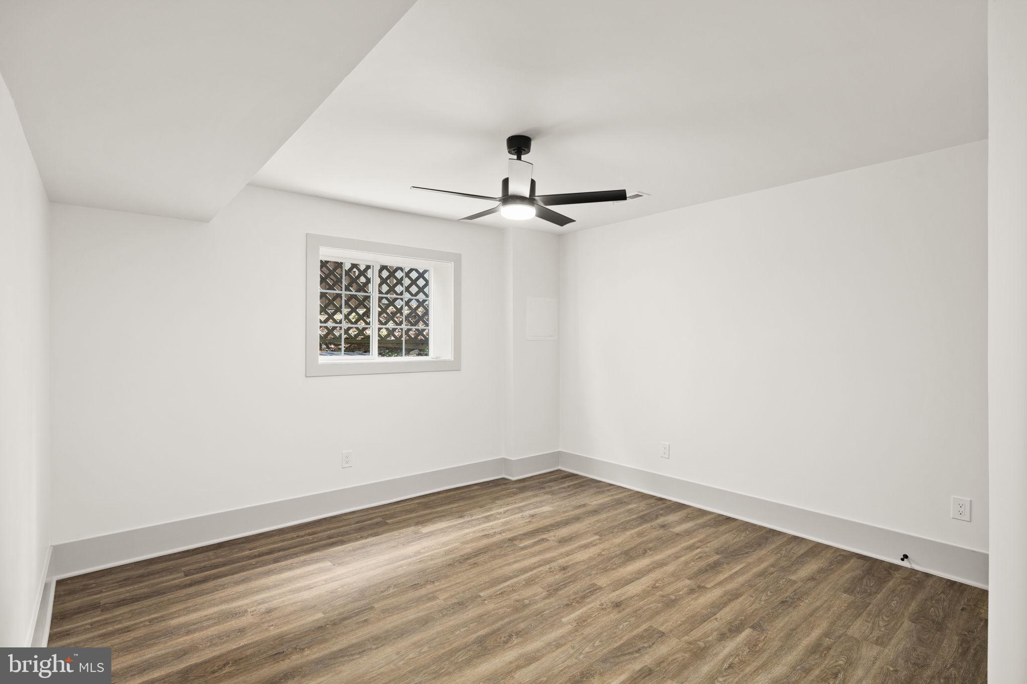 116 Washington Street Locust Grove, VA 22508 - Photo 79 of 130 wooden floor in an empty room