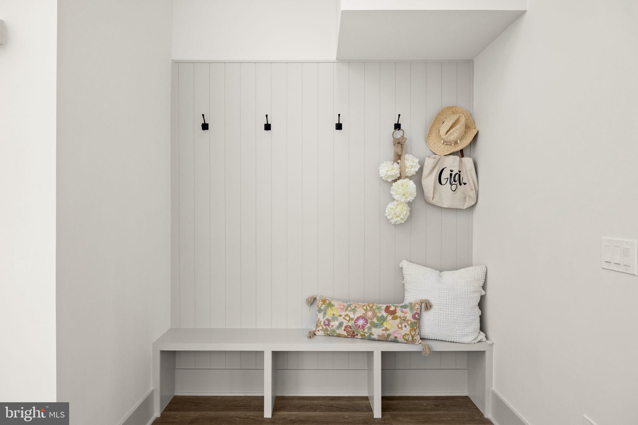 116 Washington Street Locust Grove, VA 22508 - Photo 8 of 130 Come on in!