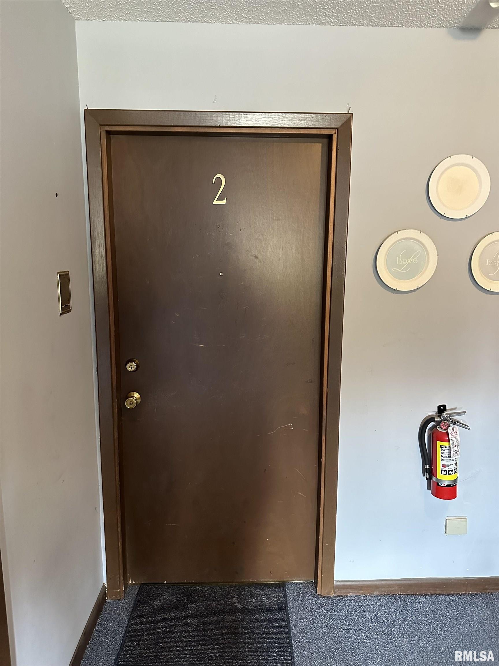 2081 West Monroe Street, Unit 2 Springfield, IL 62704 - Photo 5 of 16 Gallery Image 5