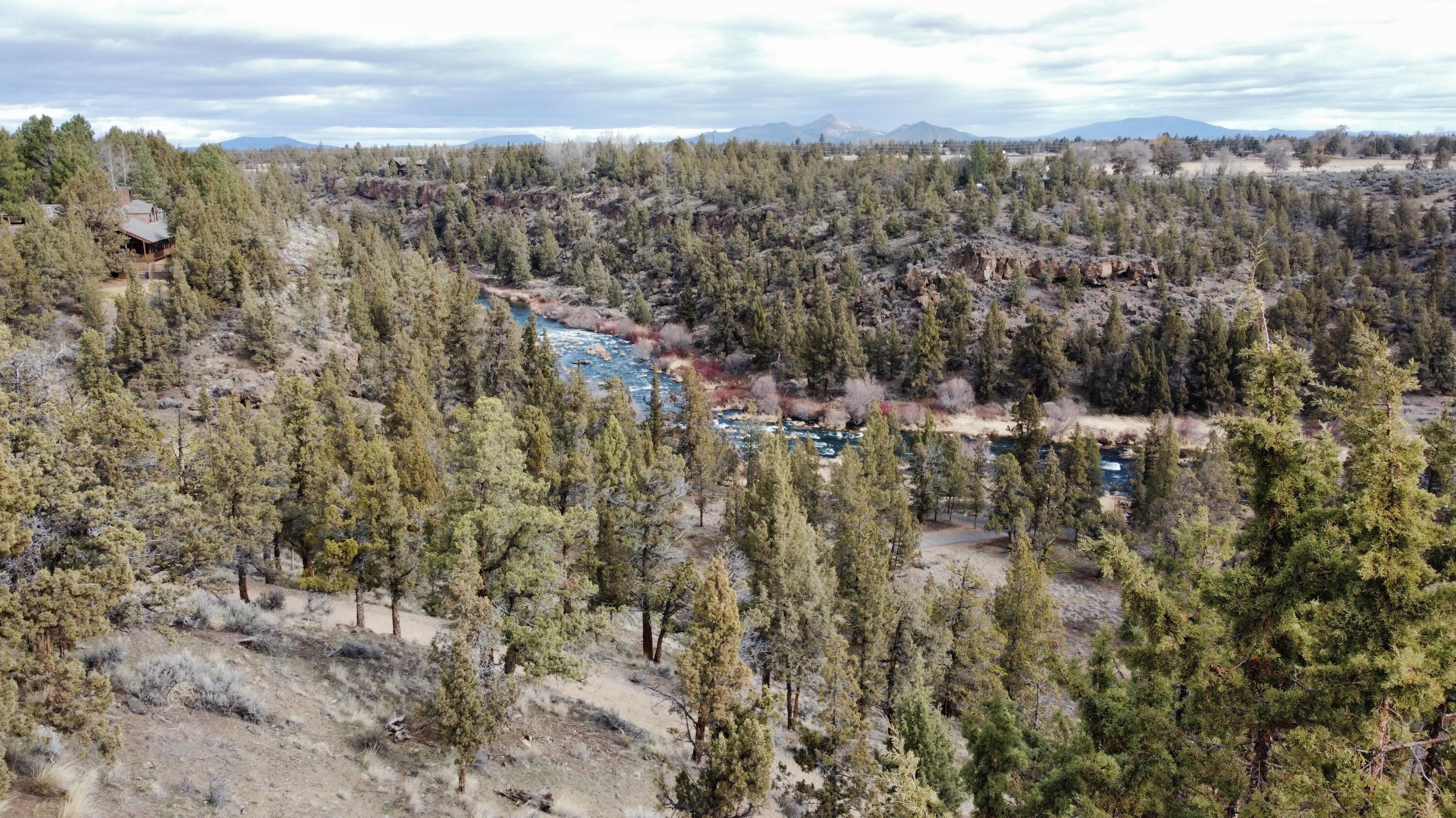 1836 Redtail Hawk Drive, Unit RV57A Redmond, OR 97756 - Photo 32 of 40 RemoteMediaFile_6553619_0_2022_03_01_10_