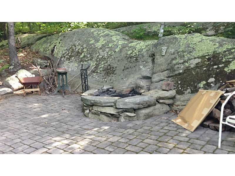 311 Log Road Smithfield, RI 02917 - Photo 4 of 7 Other.