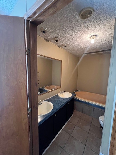 437 Halltown Road Portland, TN 37148 - Photo 4 of 14 a bathroom with a sink and a mirror