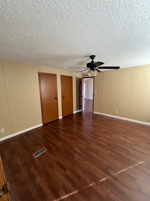 437 Halltown Road Portland, TN 37148 - Photo 5 of 14 a view of empty room with wooden floor