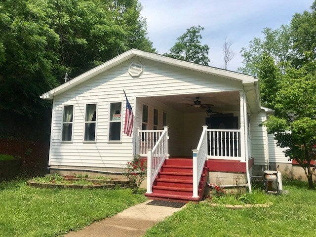 5235 Newcomb Creek Road Huntington, WV 25704 - Photo 1 of 22 Gallery Image 1
