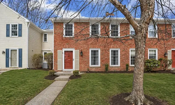 $309,900 | 18 Kings Arms, Mechanicsburg, PA 17050