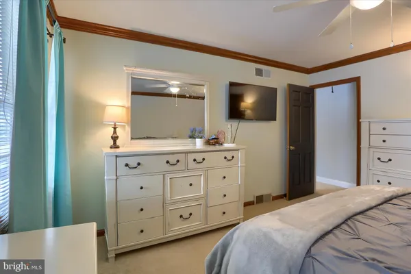 $309,900 | 18 Kings Arms, Mechanicsburg, PA 17050